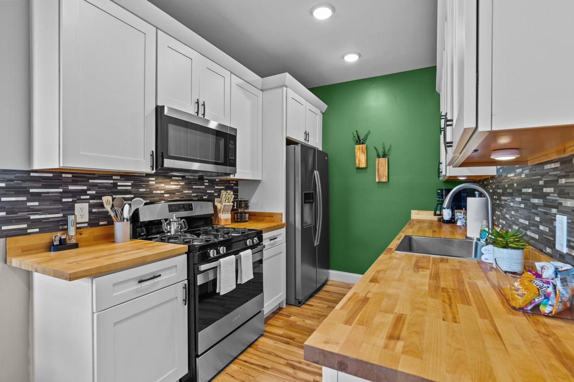West End Whimsy | Jz Vacation Rentals Tower Grove Bagian luar foto
