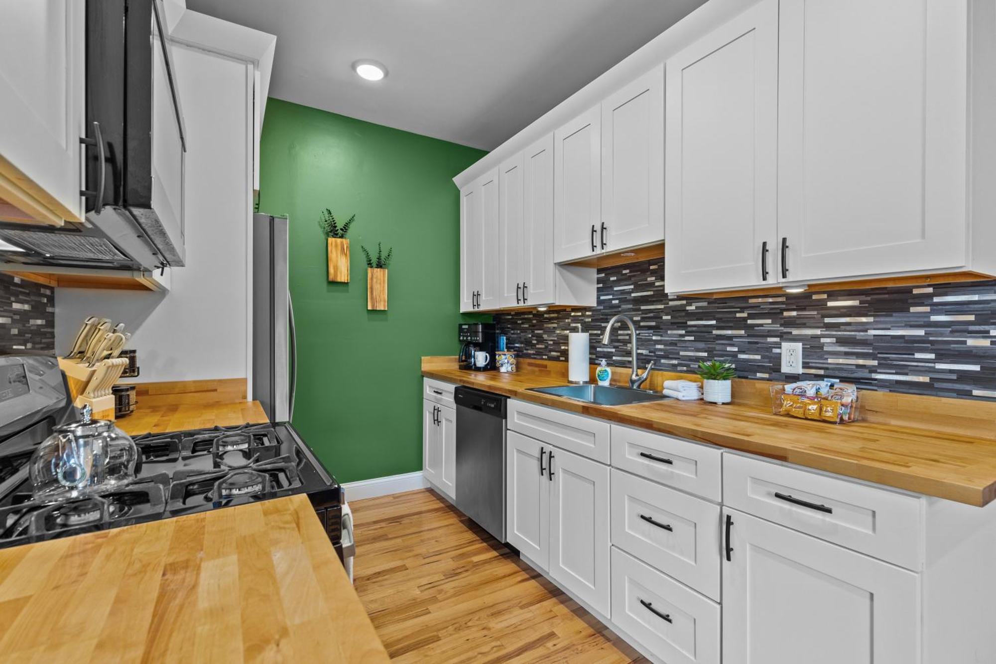West End Whimsy | Jz Vacation Rentals Tower Grove Bagian luar foto